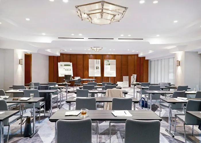 莱比锡海滨公园酒店 4*